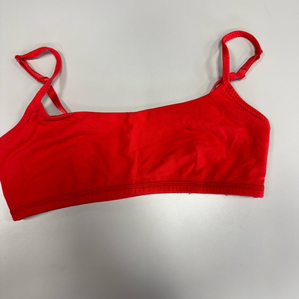 Lululemon light sports bra